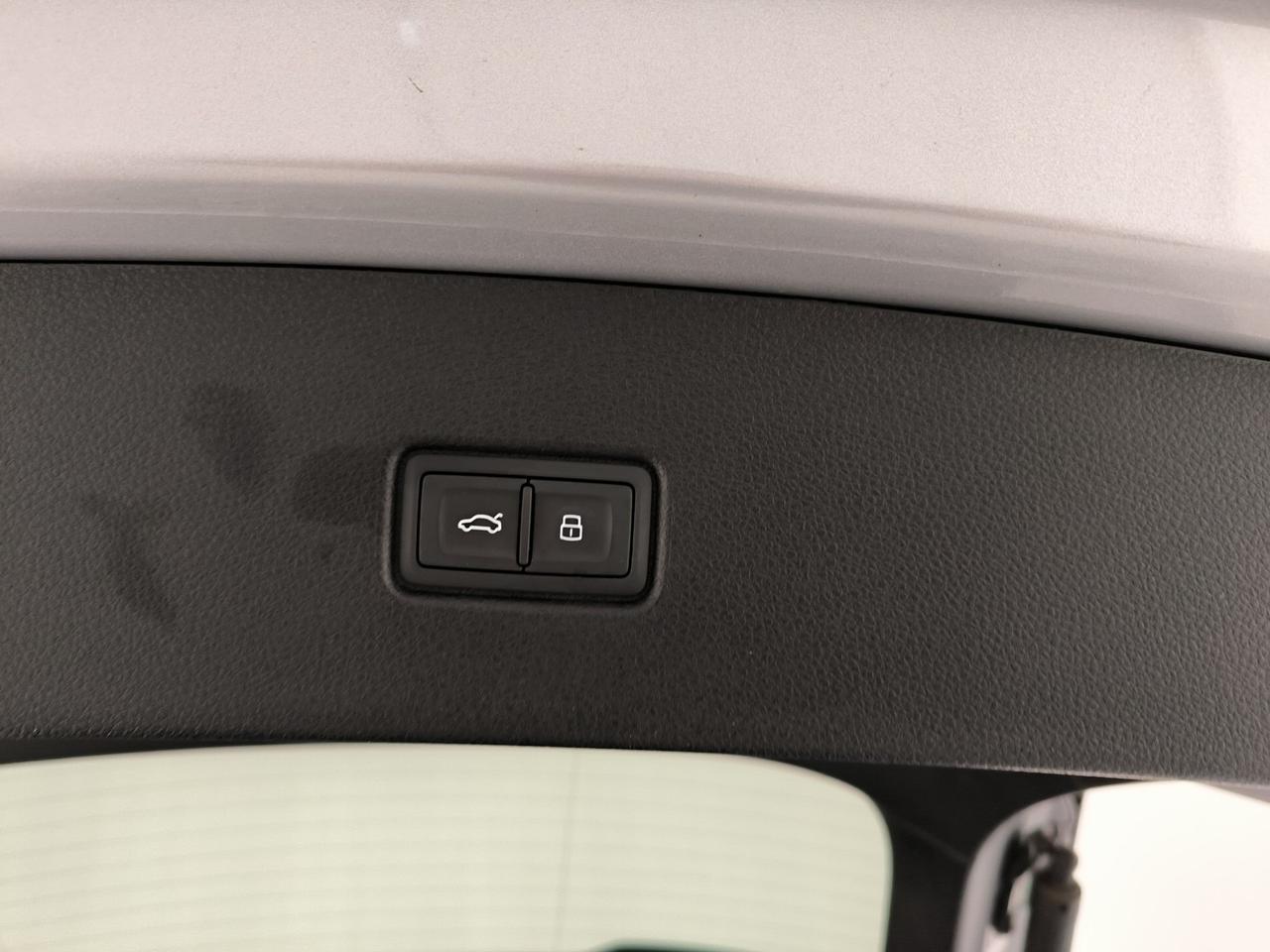 Audi Q5 sportback 40 2.0 tdi mhev 12v business advanced quattro s-tronic