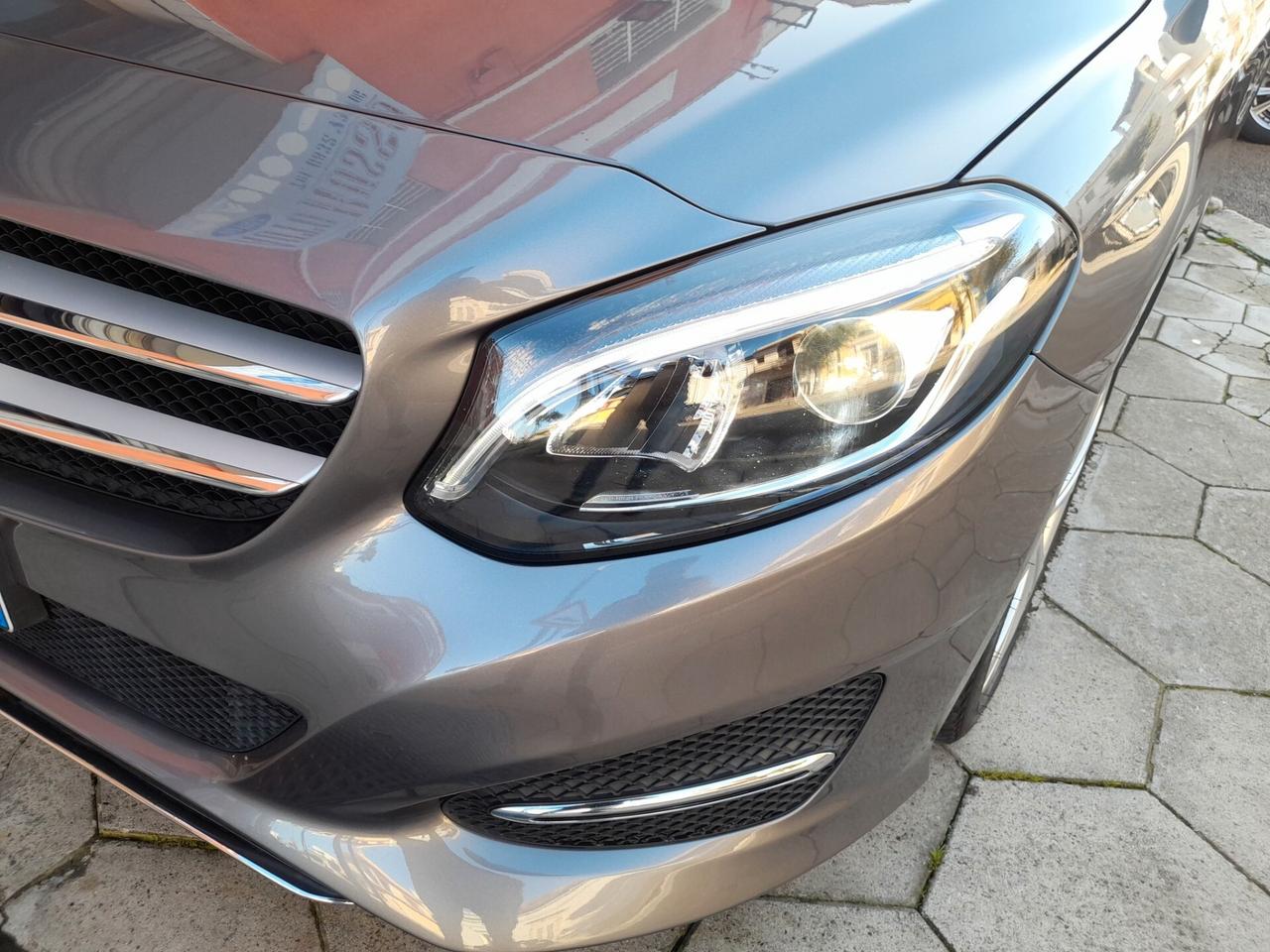 MERCEDES B 180 D SPORT LED/NAVI