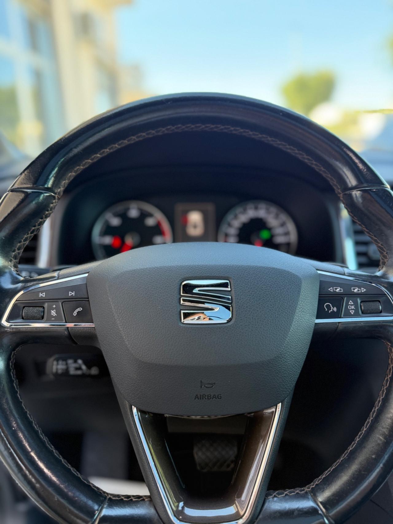 Seat Ateca TDI Xcellence 4drive dsg CON 60000 KM CERTIFICATI SEAT,TETTO APRIBILE.TELECAMERA,NAVIGATORE