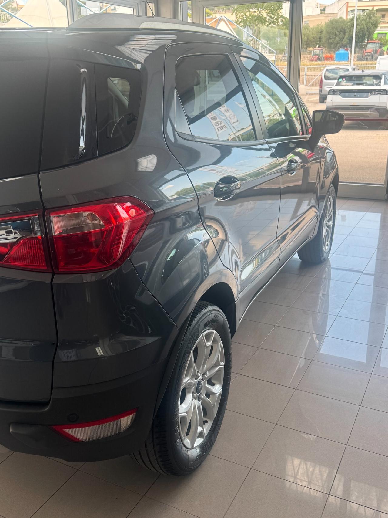 FORD ECOSPORT 1.5 TDCi 95 CV Titanium