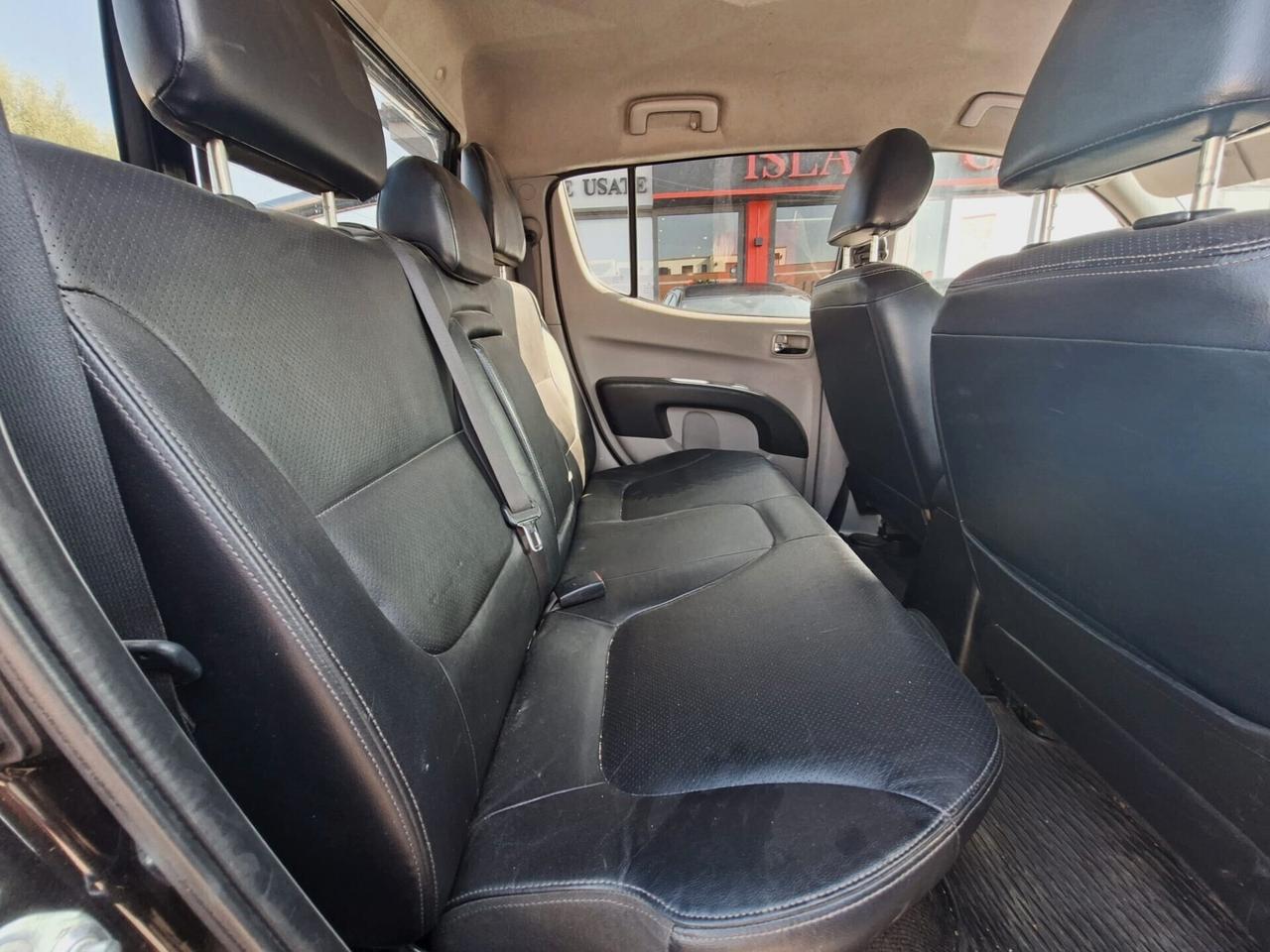 Mitsubishi L200 2.5 DOPPIA -CABINA 178cv AUTOMATICO