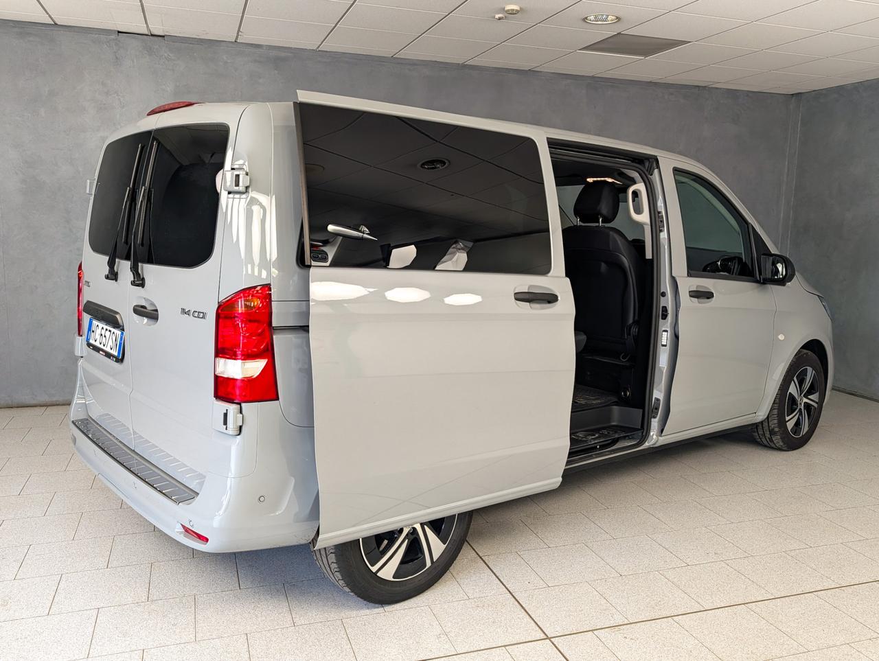 Mercedes-Benz vito iii vito furgone 114 cdi compact select 9g-tronic 114 cdi compact 9G-tronic Mixto Select 5 Posti