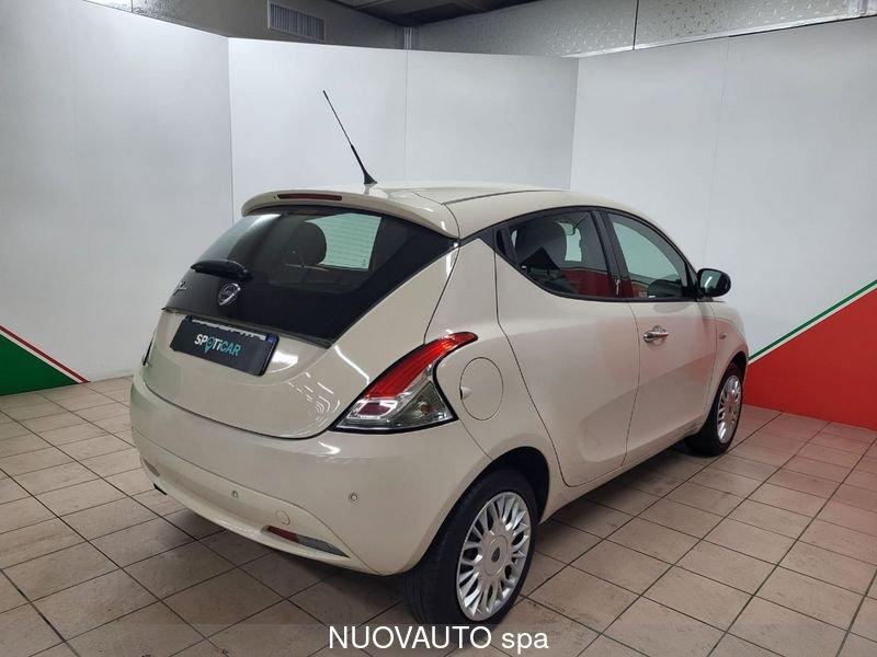 Lancia Ypsilon Ypsilon 1.2 69 CV 5 porte Silver