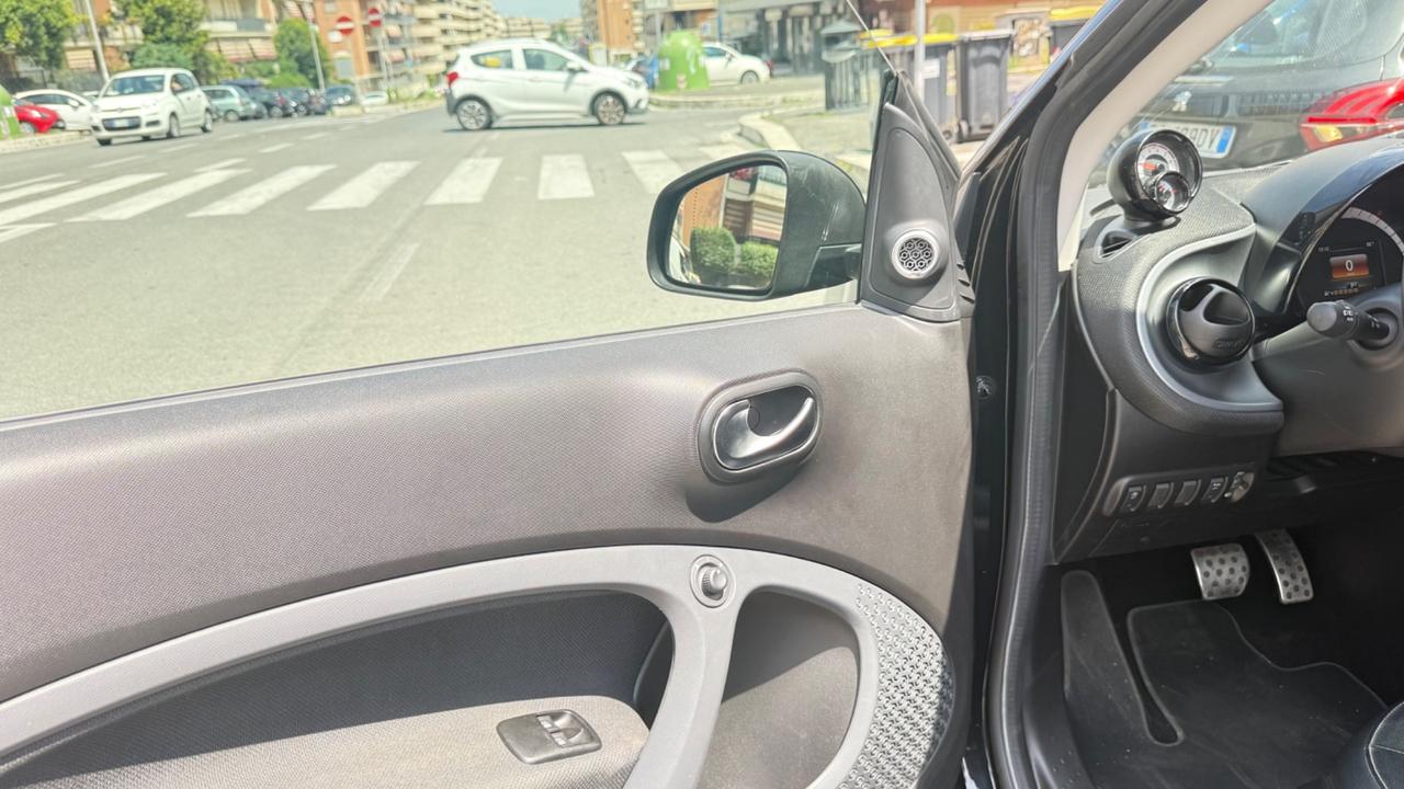 Smart ForTwo 90 0.9 Turbo twinamic Prime PACK BRABUS LED NAVI KAMERA PELLE PANORAMA SPORT PDC IMPIANT