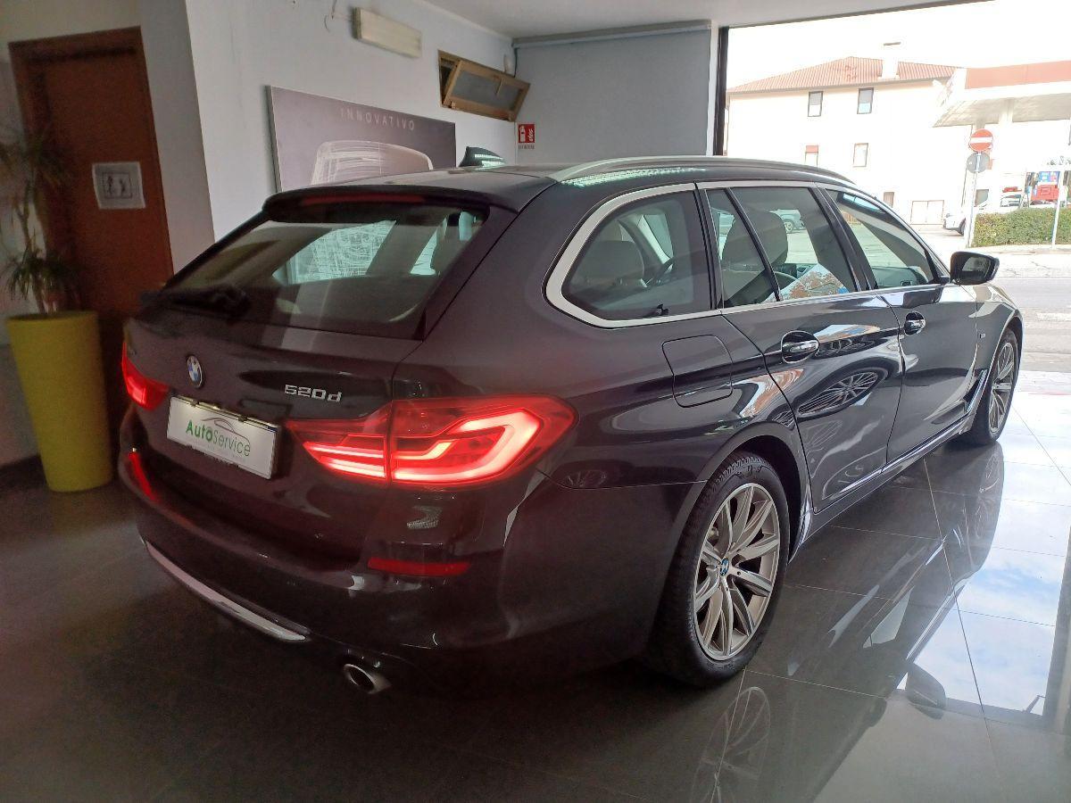 BMW - Serie 5 - 520d xDrive Touring Luxury