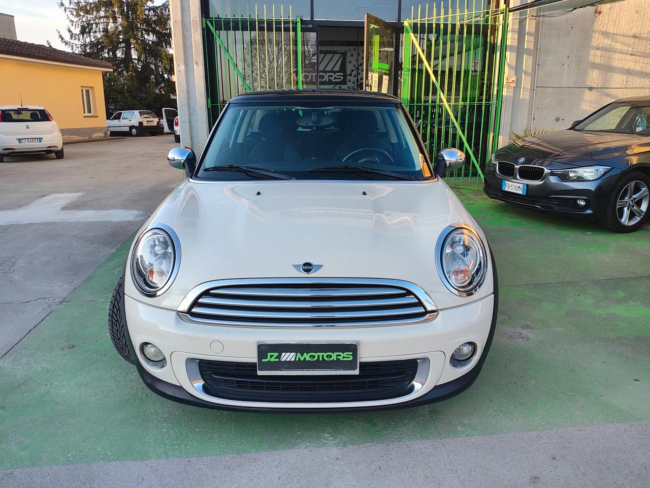 MINI COOPER ONE - adatta a neopatentati