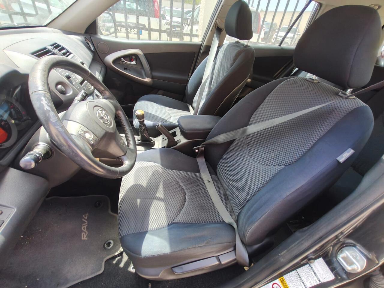 Toyota RAV 4 RAV4 2.2 D-4D 136 CV 2006