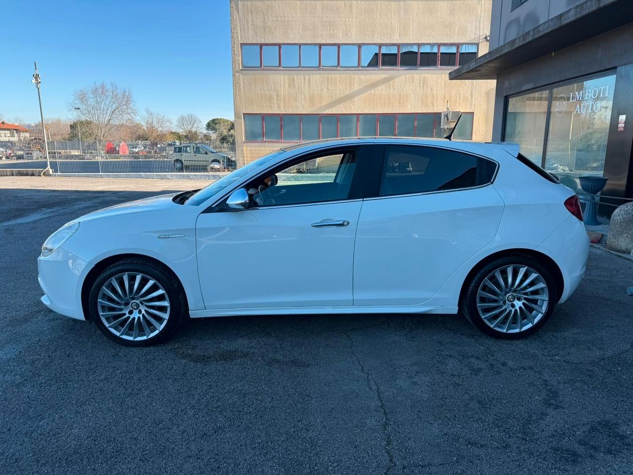 Alfa Romeo Giulietta 1.4 Turbo 12 MESI DI GARANZIA