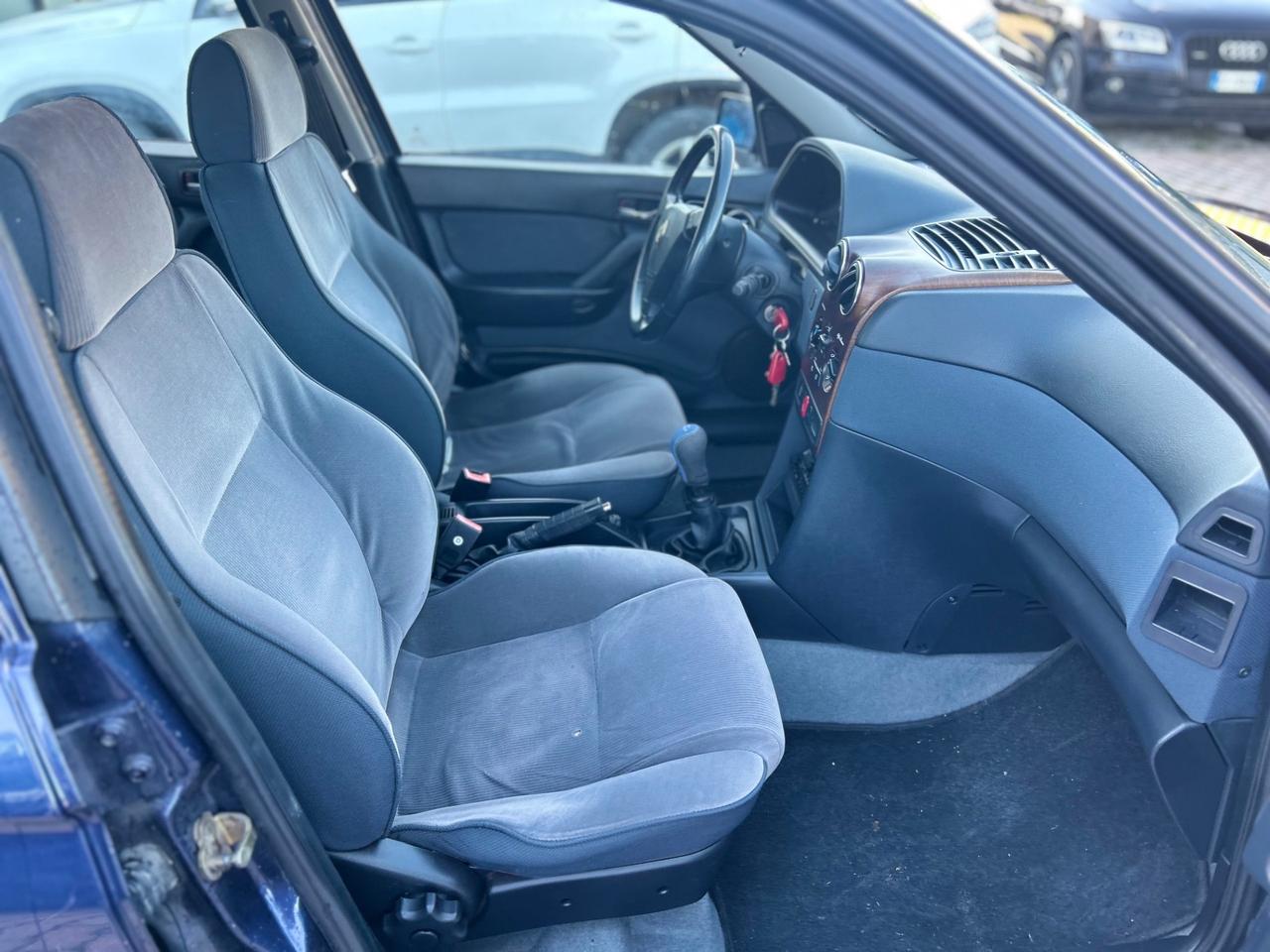 Alfa Romeo 146 1.6i 16V Twin Spark cat L GPL 80.000KM !!