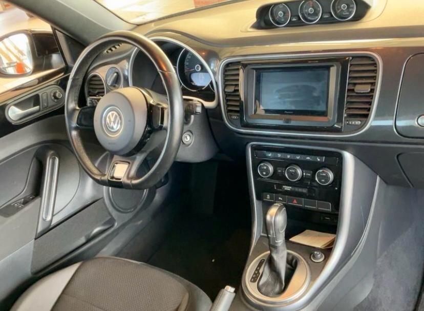 Volkswagen Maggiolino Cabrio 1.4 TSI DSG R-LINE