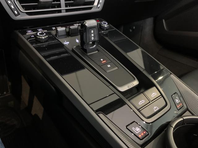 PORSCHE 911 Carrera Cabriolet