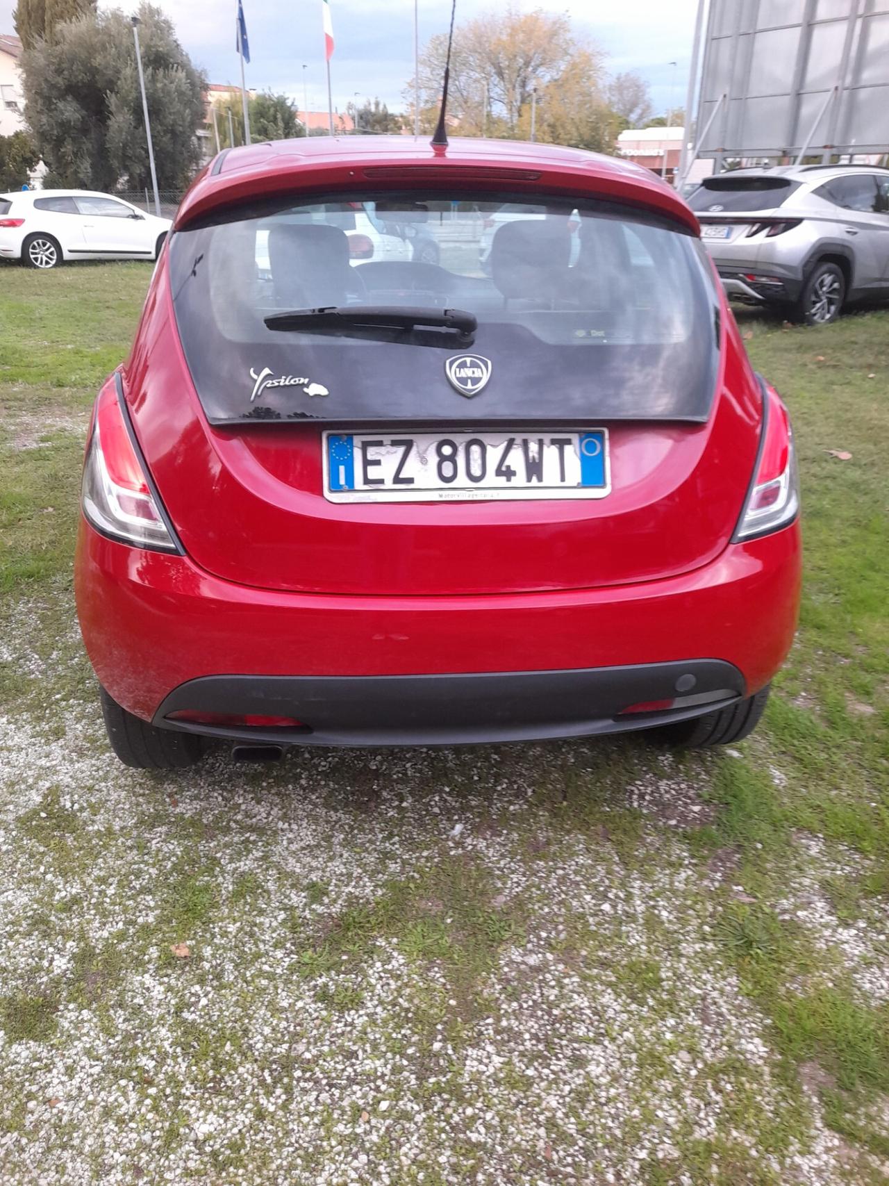 Lancia Ypsilon 1.2 69 CV 5 porte GPL