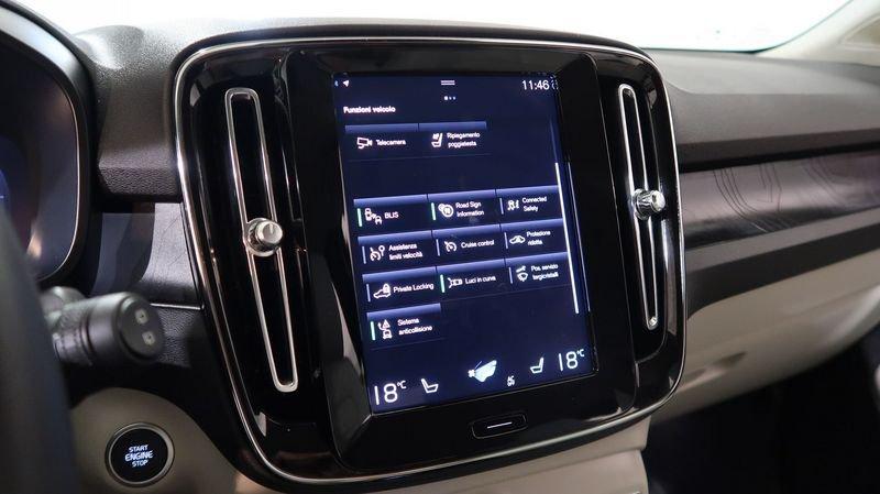 Volvo XC40 Recharge T5 Plug-in Hybrid Recharge Plus Bright