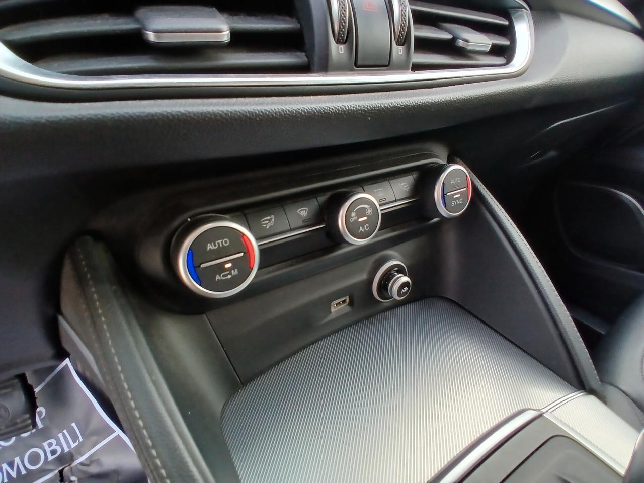 Alfa Romeo Stelvio 2.2 Turbodiesel 180 CV AT8 RWD Executive