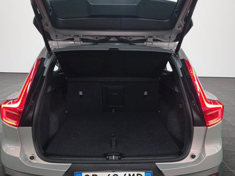 VOLVO XC40 (2017-->) XC40 B3 automatico Core