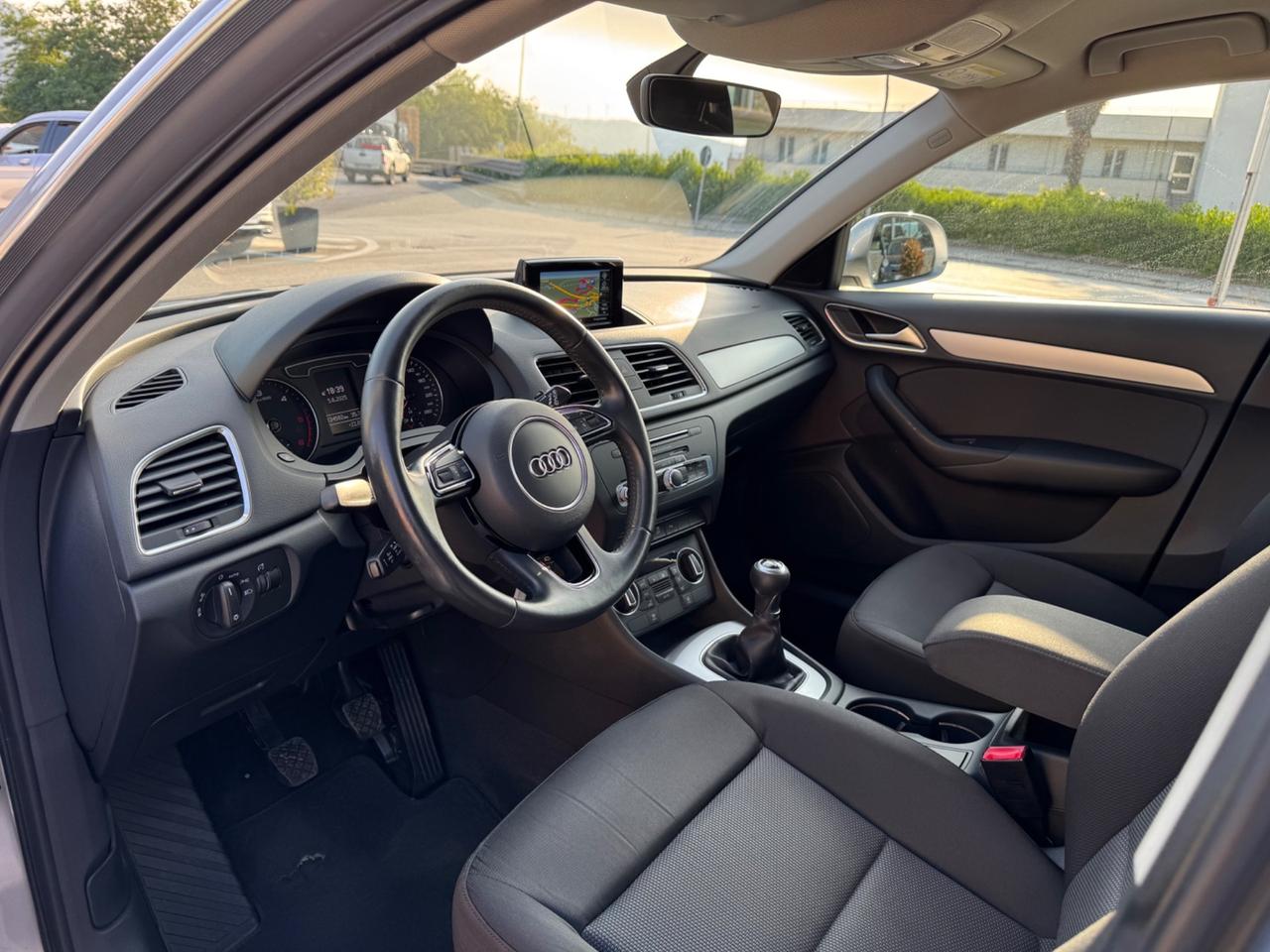 Audi Q3 2.0 TDI 120 CV Sport