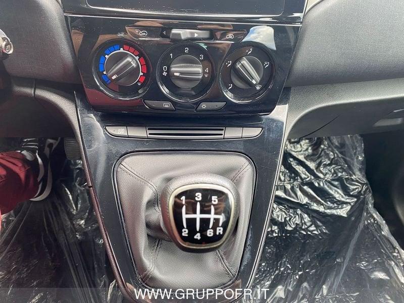 Lancia Ypsilon 1.0 FireFly 5 porte S&S Hybrid Ecochic Gold