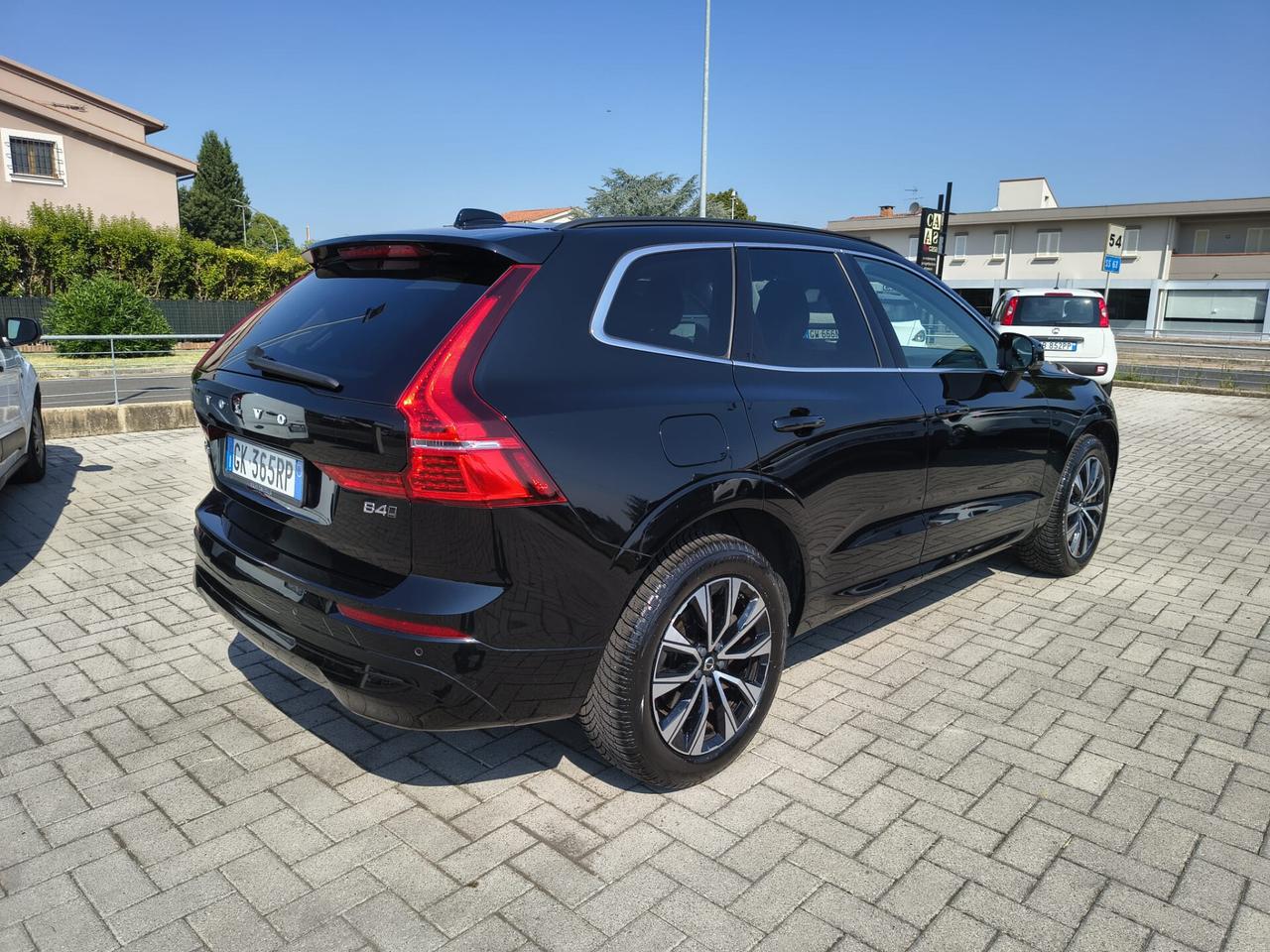 Volvo XC 60 B4 2.0 DIESEL/IBRIDA (d) AWD automatico *MILD HYBRID*
