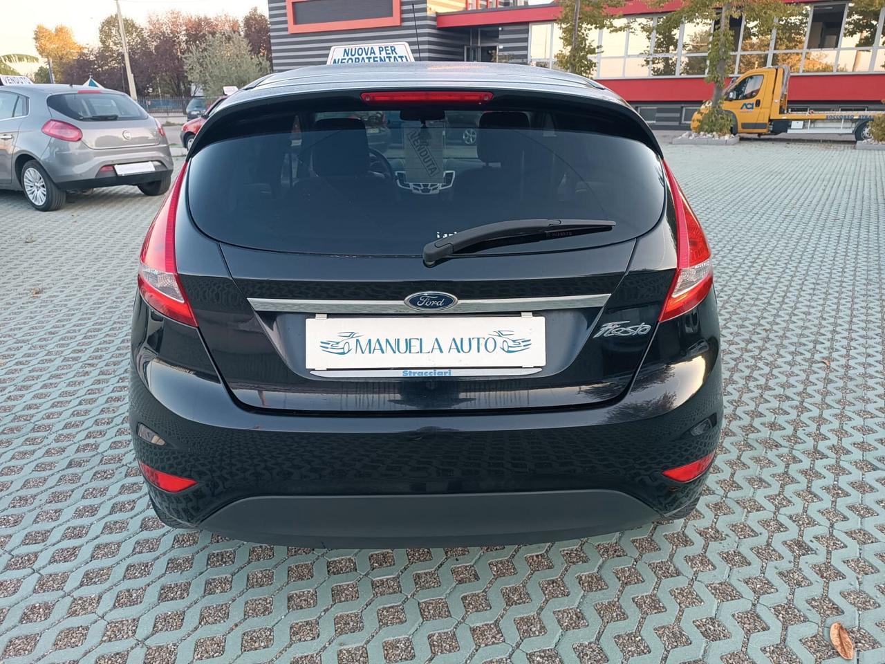 Ford Fiesta 1.2 Benzina-NEOPAT-132.000-2009
