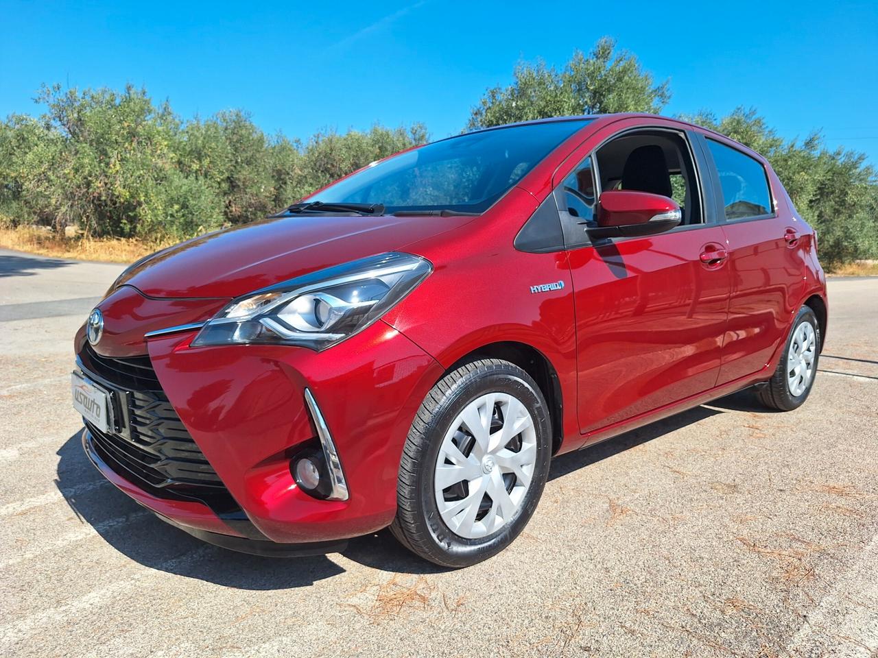 Toyota Yaris 1.5 HYBRID BUSINESS 48000 km 2018