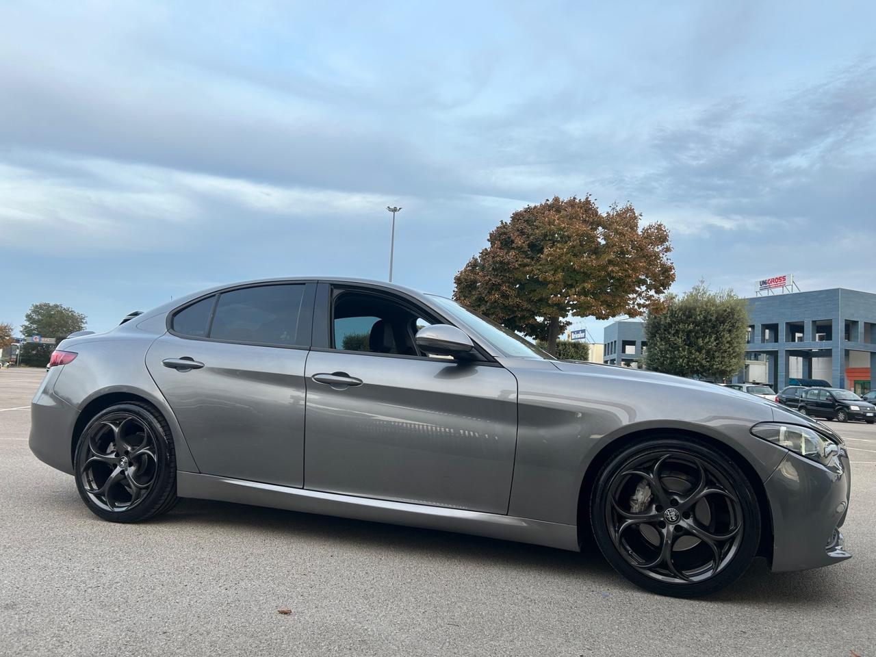 Alfa Romeo Giulia 2.2 180 CV AT8 Sport garanzia12