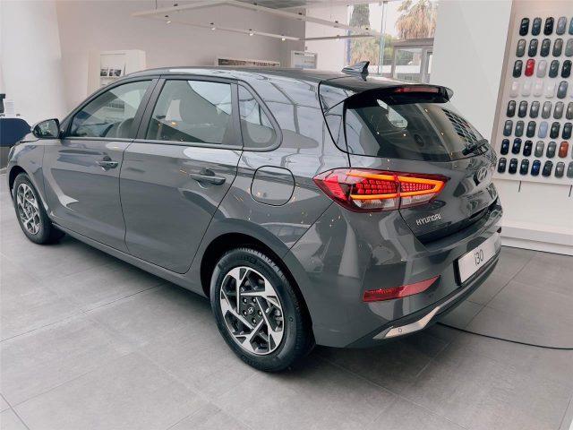 HYUNDAI i30 3ª serie 1.0 T-GDI DCT 48V 5 porte Business