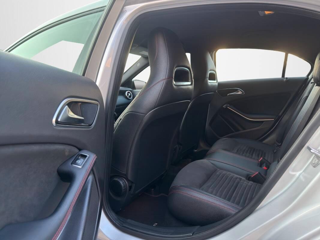 Mercedes Classe A 180 Premium auto my16