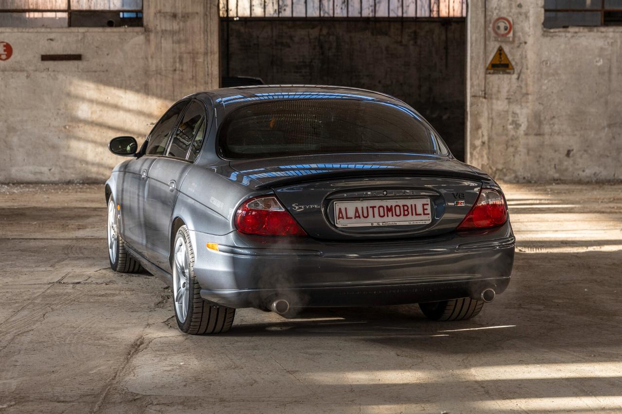 Jaguar S-Type (X202) 4.2 V8 32V cat R