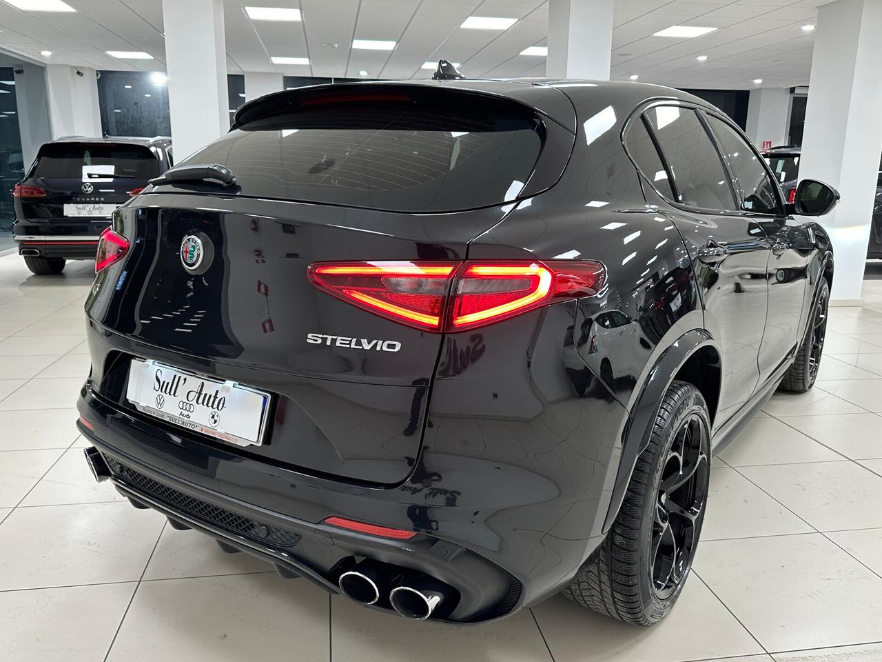 Alfa Romeo Stelvio 2.9 Bi-Turbo V6 510 CV AT8 Quadrifoglio 2020