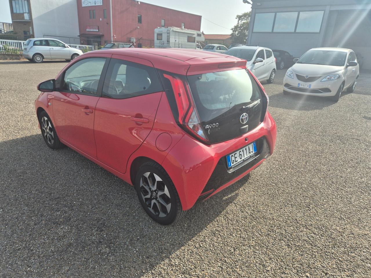 Toyota Aygo Connect 1.0 VVT-i 72 CV 5 porte x-play