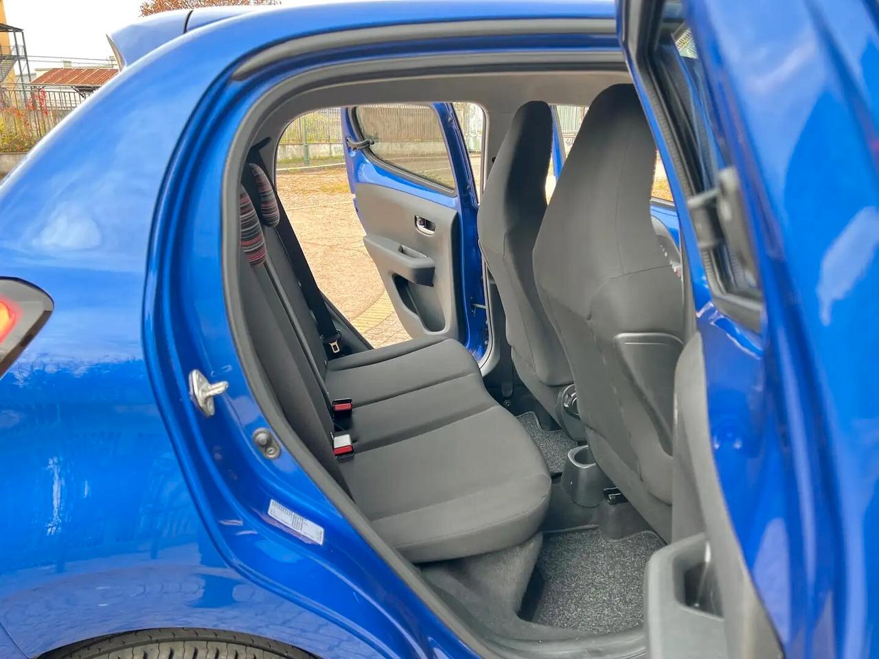 Citroen C1 5 Porte 1.0 VTi 72cv Shine Neopatentati