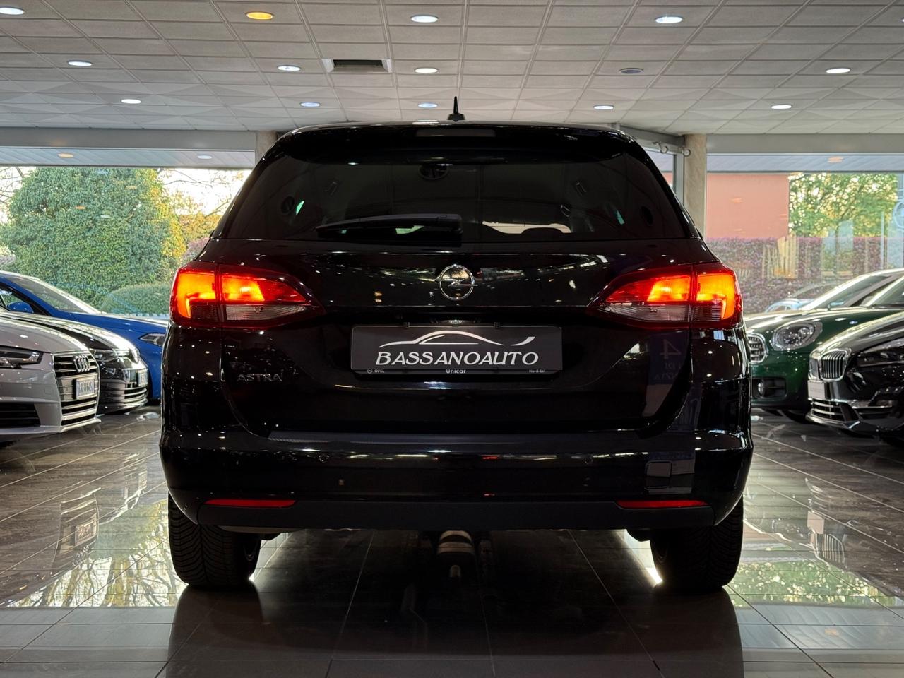 Opel Astra Sports Tourer 1.2 t 2020 70.000 KM!!!