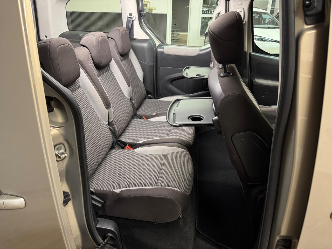 Peugeot Partner Tepee Outdoor