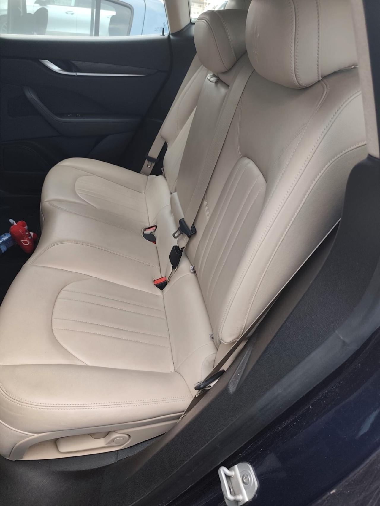 Maserati Levante V6 Diesel 275 CV AWD Motore fuso!!!!!