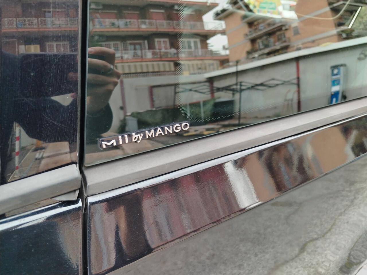 Seat Mii 1.0 ASG 5 porte by Mango Nero Assoluto