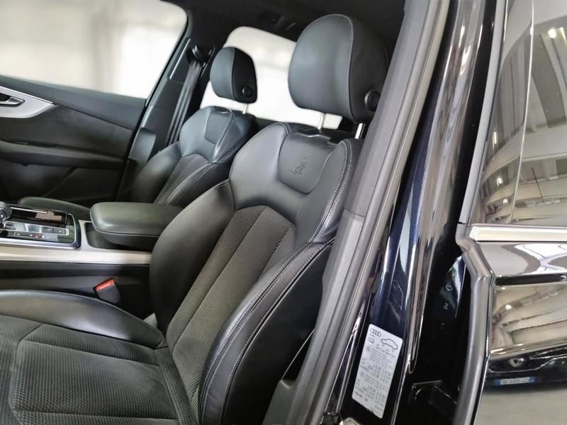 AUDI Q7 3.0 50 TDI MHEV quattro tiptronic Business