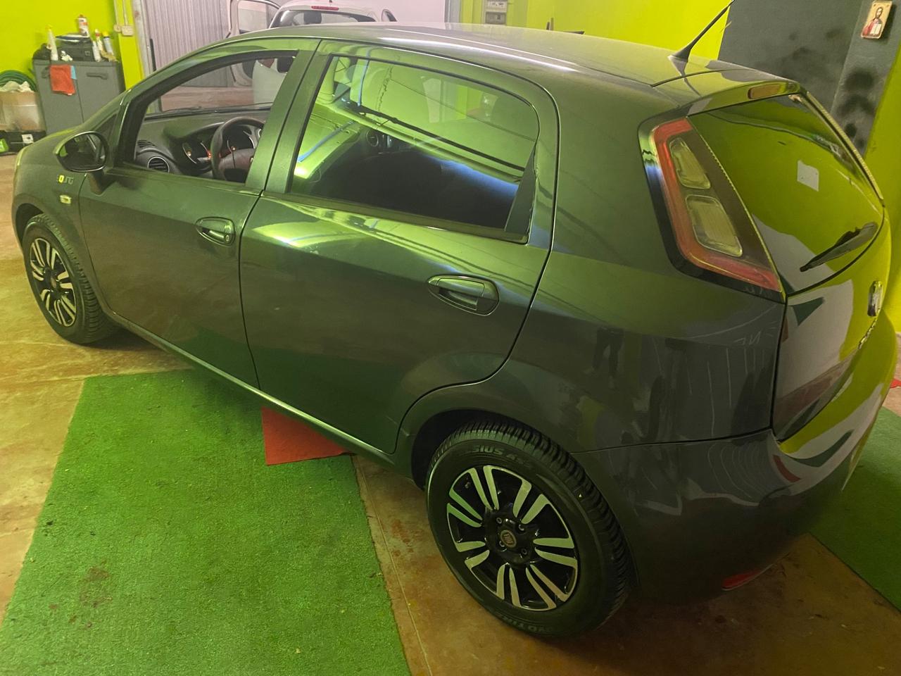Fiat Punto Grande 1.3 MJT II 75 CV 5 porte Young