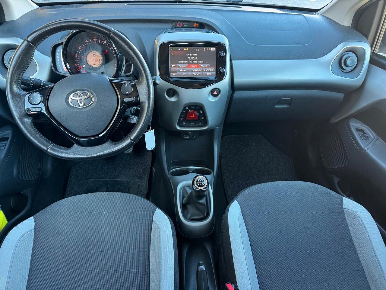 Toyota Aygo 5 porte - 2016 PROMOFIN!!!
