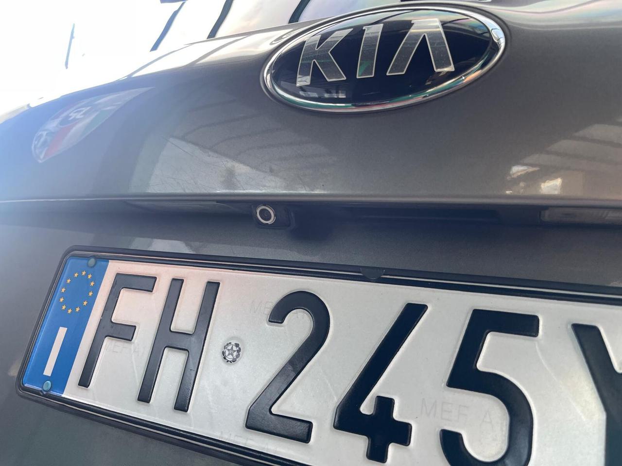 Kia Carens 1.7 CRDi 115 CV Class 7 POSTI TETTO APRIBILE
