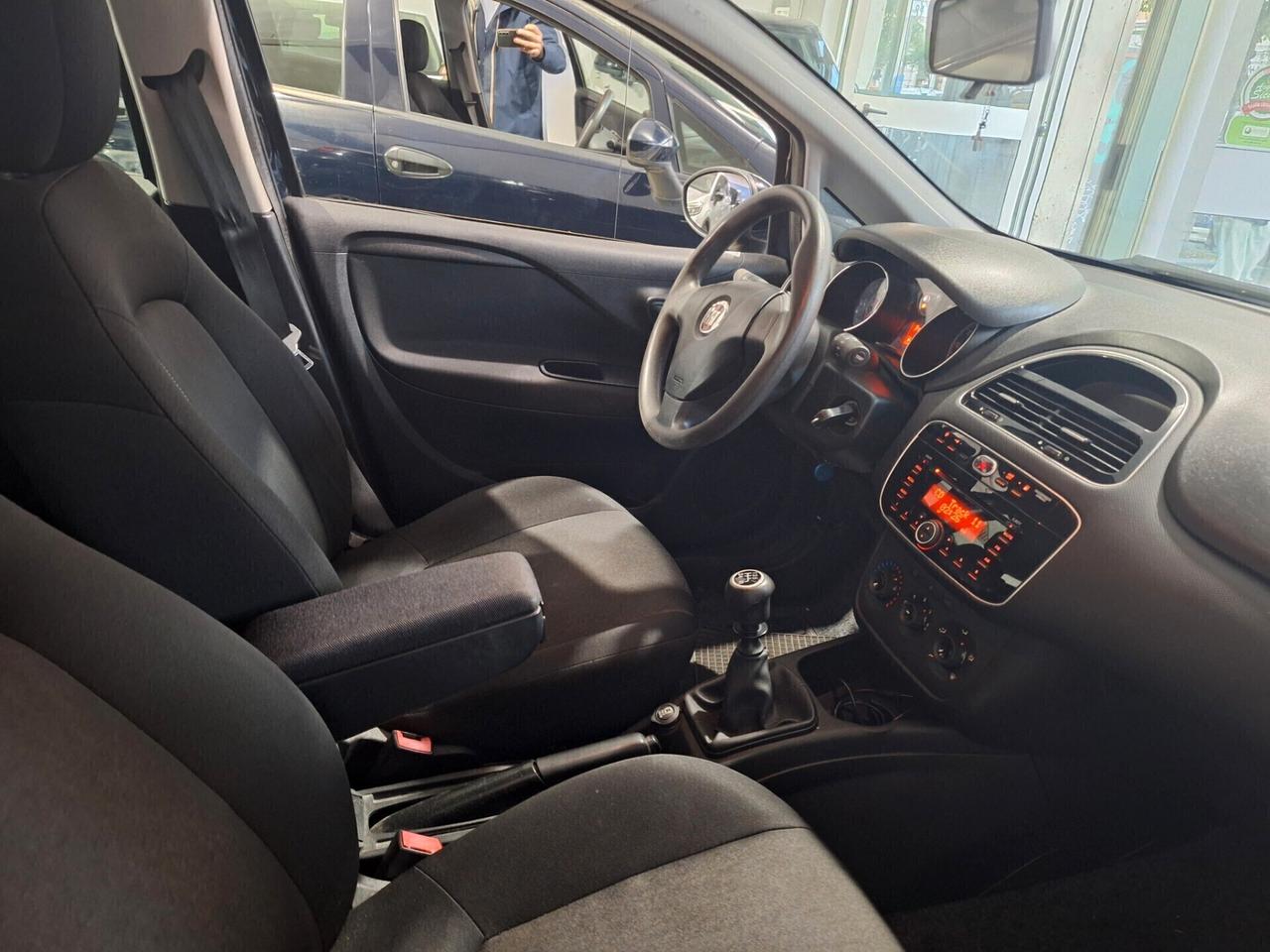 Fiat Punto 1.4 Natural Power 77CV Lounge 2016