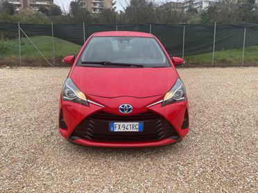 Toyota Yaris 1.5 Hybrid 5 porte Cool