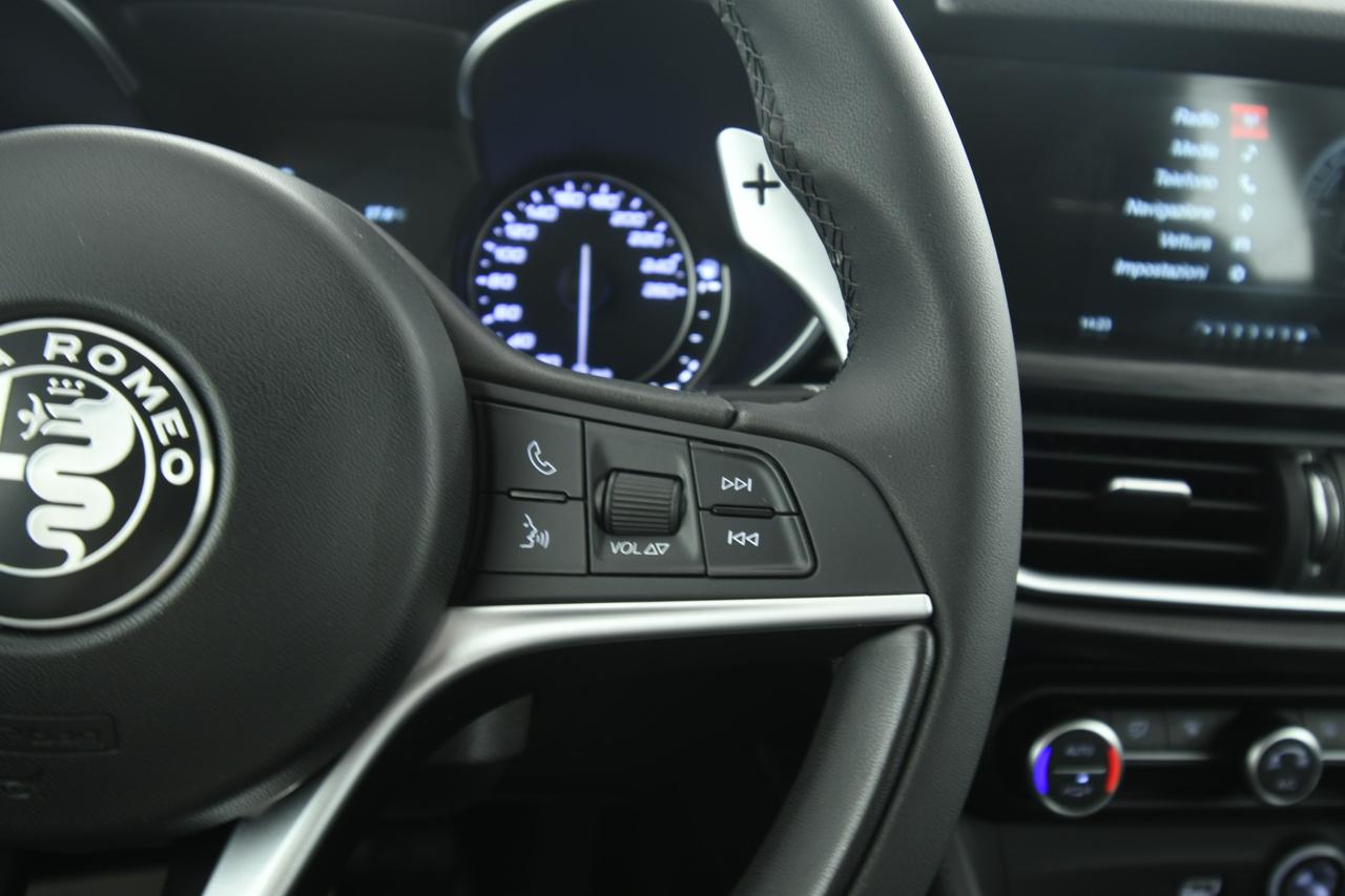 ALFA ROMEO Stelvio 2.0 t Business Q4 200cv auto CAMERA+ACC