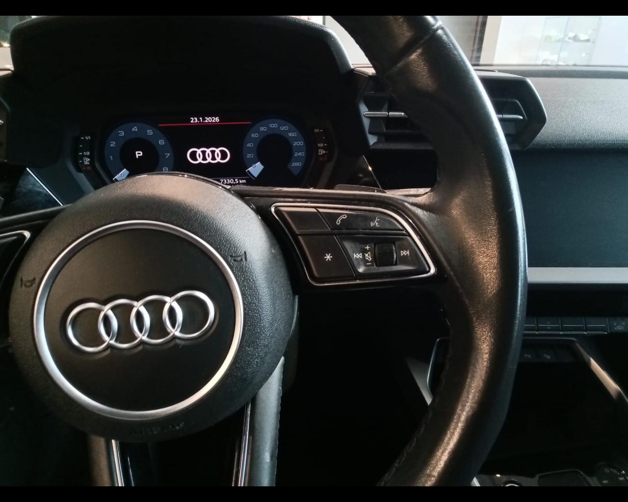 AUDI A3 IV 2020 Sportback - A3 Sportback 30 1.5 g-tron Business A