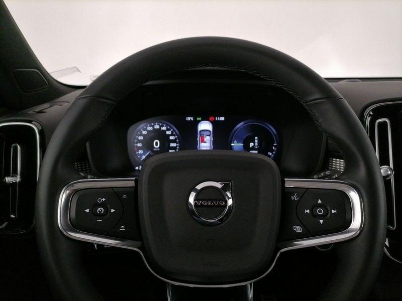 Volvo XC40 1.5 t4 phev R-design auto my21