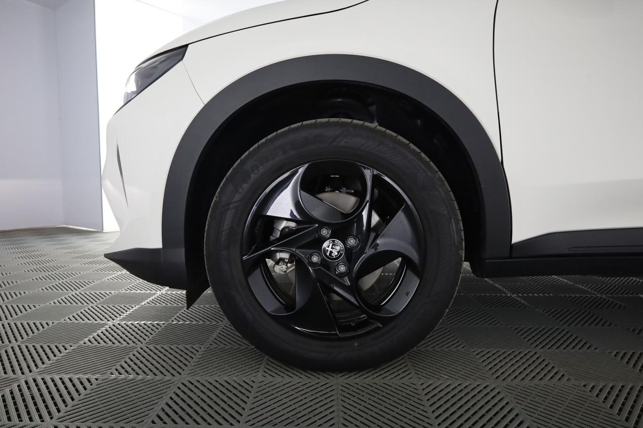 ALFA ROMEO Junior 1.2 136 CV Hybrid eDCT6