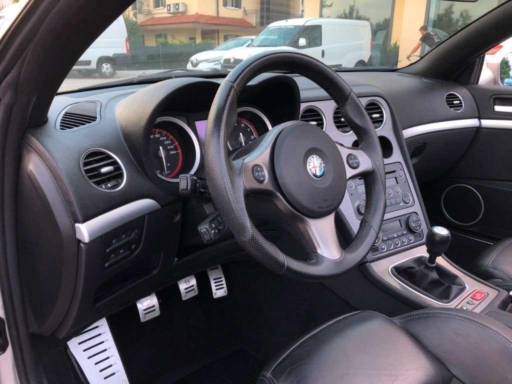 Alfa Romeo Spider 1750 - 200 CV - KM 21.828