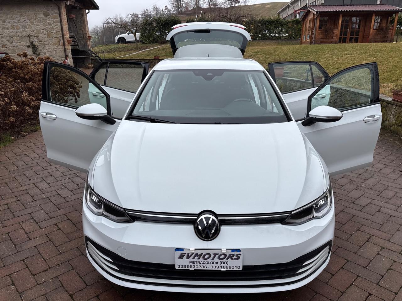 Volkswagen Golf 1.0 TSI EVO Life 7 ANNI DI GARANZIA