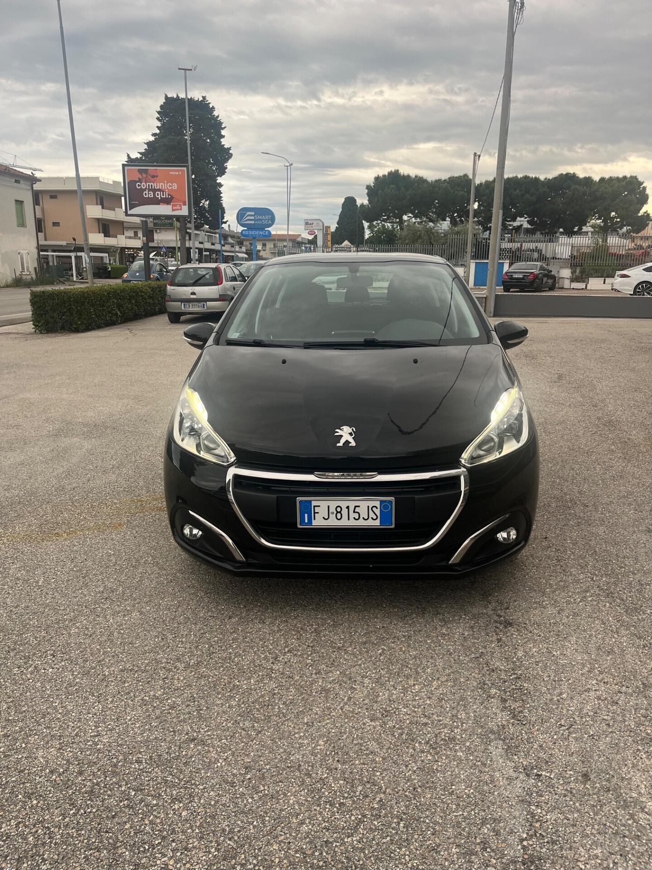 Peugeot 208 PureTech 82 3 porte Active