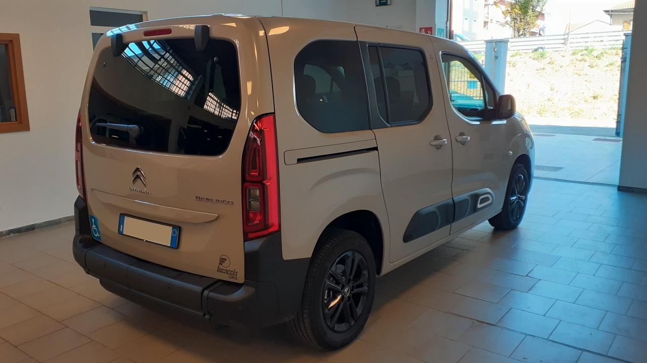 Berlingo benzina trasporto disabili pedana €6