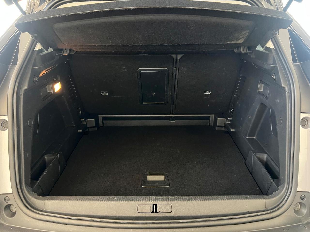 Peugeot 3008 BlueHDi 130 S&S EAT8 Allure 2019